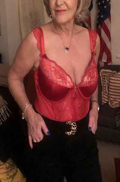 Bettina, 59 Jahre